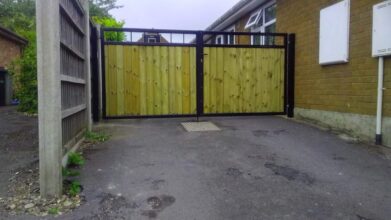 GATES | Custom Gates Fabrication Lincolnshire - On-Site Welding Services in Lincolnshire 4d1491b4 241d 4358 bbb1 30b6efd5e20b Professional on-site welding services and mobile welding Lincolnshire